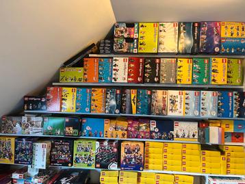 Lego Minifiguren Lege Dozen en lege originele zakjes beschikbaar voor biedingen
