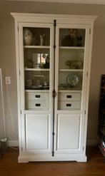 Vitrinekast met lades | De Bommel Lakewood, Huis en Inrichting, Ophalen, Zo goed als nieuw, 25 tot 50 cm, 200 cm of meer