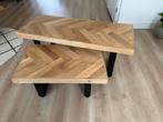 Eiken tafel set in visgraat motief, Huis en Inrichting, Tafels | Salontafels, Ophalen, 50 tot 100 cm, Zo goed als nieuw, Minder dan 50 cm