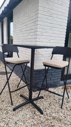 Ikea statafel / bartafel met twee barstoelen en kussentjes, Huis en Inrichting, 2 krukken, Ophalen, Gebruikt
