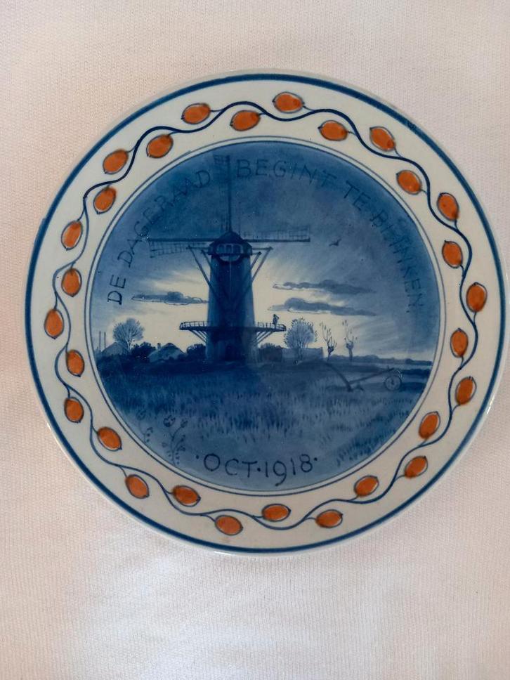 Delfts blauw wandbord de porceleyne fles De Dageraad Begint, Antiek en Kunst, Antiek | Wandborden en Tegels, Ophalen of Verzenden