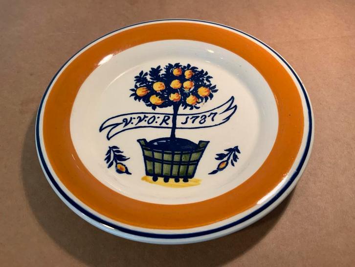 Zenith Gouda Bordje met Oranjeboom, Antiek en Kunst, Antiek | Keramiek en Aardewerk, Ophalen of Verzenden