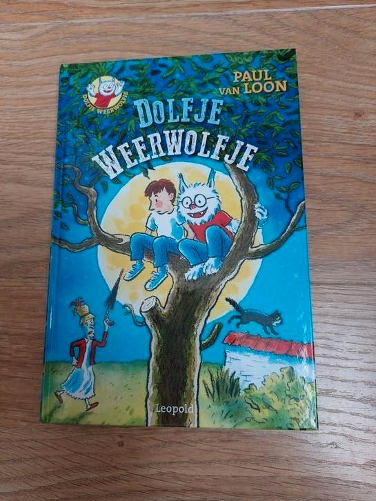 Paul van Loon - Dolfje Weerwolfje dl 1 GESIGNEERD, Boeken, Kinderboeken | Jeugd | onder 10 jaar, Zo goed als nieuw, Fictie algemeen