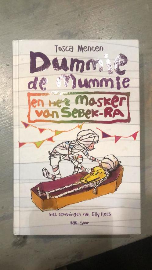 Tosca Menten - Dummie de mummie en het masker van Sebek-Ra, Boeken, Kinderboeken | Jeugd | onder 10 jaar, Zo goed als nieuw, Ophalen of Verzenden