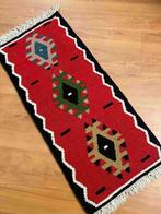 Vintage kelim kleed met ingestikte foam mat 68/31, Gebruikt, Etten-Leur, DJT@dejuistetoon.eu, DJT De Juiste Toon