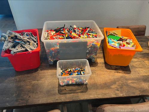 Grote partij Lego met veel minifiguren (Star Wars, Friends.., Kinderen en Baby's, Speelgoed | Duplo en Lego, Gebruikt, Lego, Losse stenen