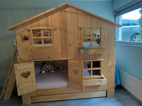 Eenpersoonsbed, Stapelbed boomhut, Kinderen en Baby's, Kinderkamer | Stapelbedden en Hoogslapers, Zo goed als nieuw, Hoogslaper