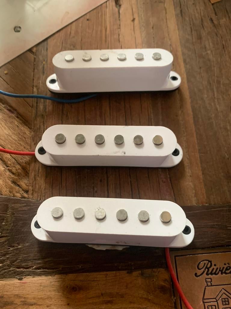 Stratocaster pickups vinrage Japan 70/80’s set van 3, Gebruikt, Verzenden, Geen, Elektrische gitaar