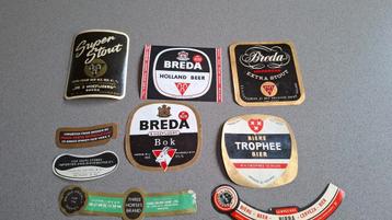 4 etiketjes en 4  halsetiketjes 3 hoefijzers Breda  beschikbaar voor biedingen