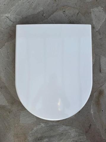 WC bril toiletbril Villeroy Boch softclose nieuwstaat beschikbaar voor biedingen