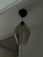 Twee moderne glazen hanglampen, Ophalen of Verzenden, Gebruikt, Glas, Minder dan 50 cm