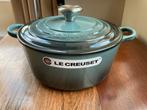 Le creuset 24 cm pan, ocean groen/grijs, 4,2 lt, nieuw, Huis en Inrichting, Keuken | Potten en Pannen, Gietijzer, Nieuw, Ophalen of Verzenden