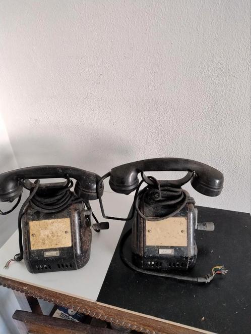 2 leuke bakelieten interne telefoons met slinger, Telecommunicatie, Vaste telefoons | Niet Draadloos, Zo goed als nieuw, Ophalen of Verzenden