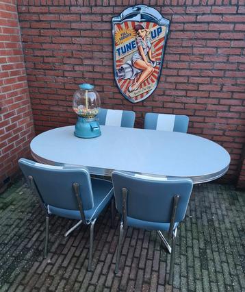 FIFTIES SIXTIES BEL AIR DINER STOELEN MET TAFEL AMERIKAANS  