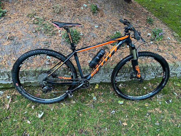 Scott Scale M met XT SLX afmontage en Reynolds 27,5 wielset, Fietsen en Brommers, Fietsen | Mountainbikes en ATB, Zo goed als nieuw