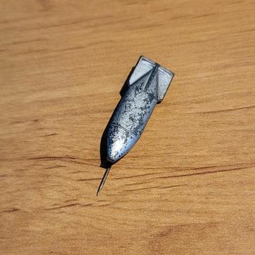 Duitse winterhulp donatie-pin origineel ww2 beschikbaar voor biedingen
