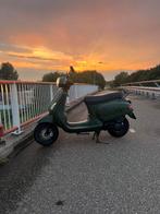 Capri geel kenteken 4 takt groen 2018, Fietsen en Brommers, Scooters | Overige merken, Ophalen, Maximaal 45 km/u, Zo goed als nieuw