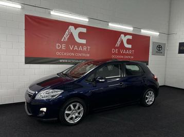 Toyota Auris 1.8 Full Hybrid - NAVI/OPENDAK/CAMERA/PDC/NAP beschikbaar voor biedingen