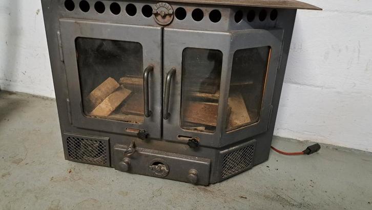 Inzet haard met airflow, Huis en Inrichting, Haarden, Gebruikt, Houthaard, Ophalen