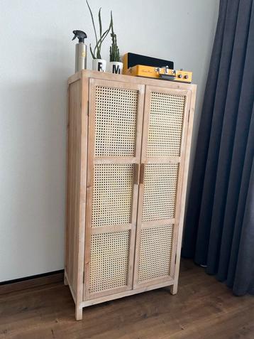Rotan Webbing Kast beschikbaar voor biedingen