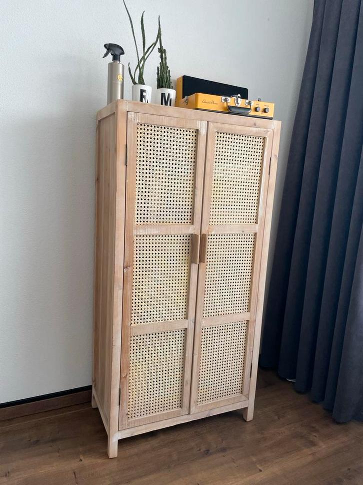 Rotan Webbing Kast, Antiek en Kunst, Antiek | Meubels | Kasten, Ophalen