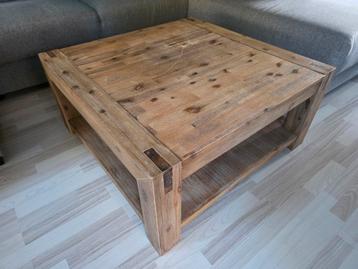 Hout salontafel beschikbaar voor biedingen