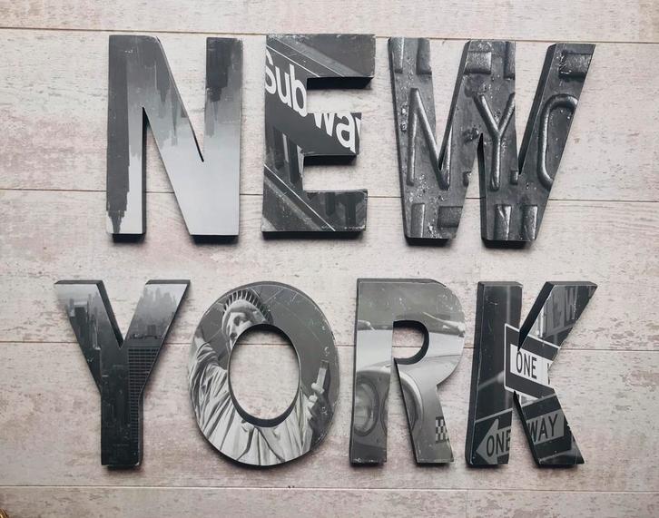 Wand Decoratie "NEW YORK" - Vrijstaande/Hangende Letters, Huis en Inrichting, Woonaccessoires | Wanddecoraties, Zo goed als nieuw