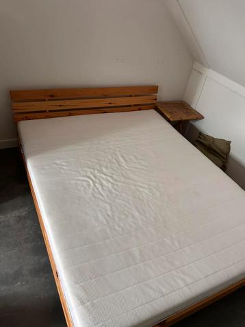 Bed 160x200