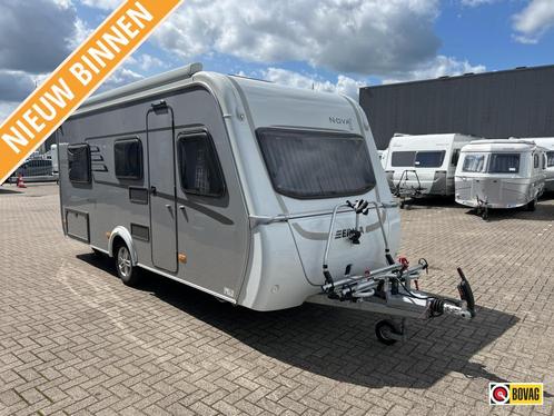 Eriba Nova Light 442 2021 V-bed, Caravans en Kamperen, Caravans, Bedrijf, tot en met 3, 1000 - 1250 kg, Eriba, 5 tot 6 meter