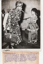 A.C. Nwapa minister Nigeria met Bomi Solanke persfoto 1953, Gebruikt, Verzenden, Foto, 1940 tot 1960