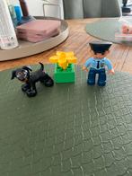 Duplo politieagent, Kinderen en Baby's, Speelgoed | Duplo en Lego, Ophalen of Verzenden, Zo goed als nieuw, Duplo