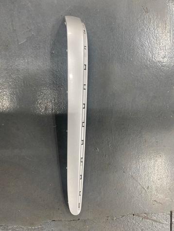 Mercedes E Klasse Bumper Detail beschikbaar voor biedingen