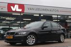 BMW 3 Serie 318i | Stoelverwarming | Cruise | Automatische A, Auto's, Zwart, Zwart, Bedrijf, Handgeschakeld