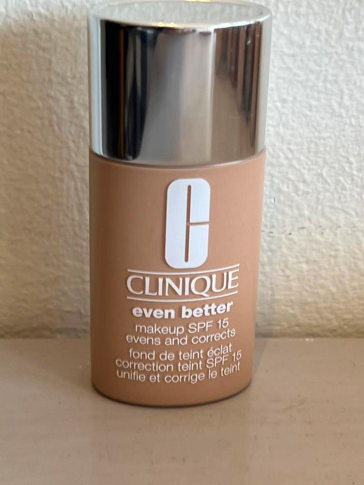 Clinique Even Better Make Up kleur: CN 40 cream chamois, Sieraden, Tassen en Uiterlijk, Uiterlijk | Cosmetica en Make-up, Nieuw