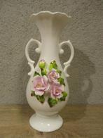 Maruri masterpiece bone china vaasje met roze rozen, Gebruikt, Overige kleuren, Aardewerk of Porselein, Ophalen of Verzenden