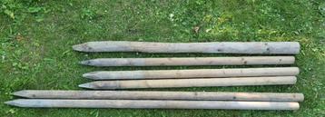 6 Afrastering Palen/ weide palen 2m & 1,50m beschikbaar voor biedingen