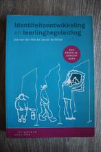 Identiteitsontwikkeling en leerlingbegeleiding ISBN 97890469, Zo goed als nieuw, Beta, HBO, Uitgeverij Coutinho
