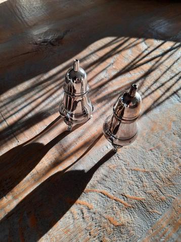 Vintage Zilveren Peper en Zoutstel beschikbaar voor biedingen