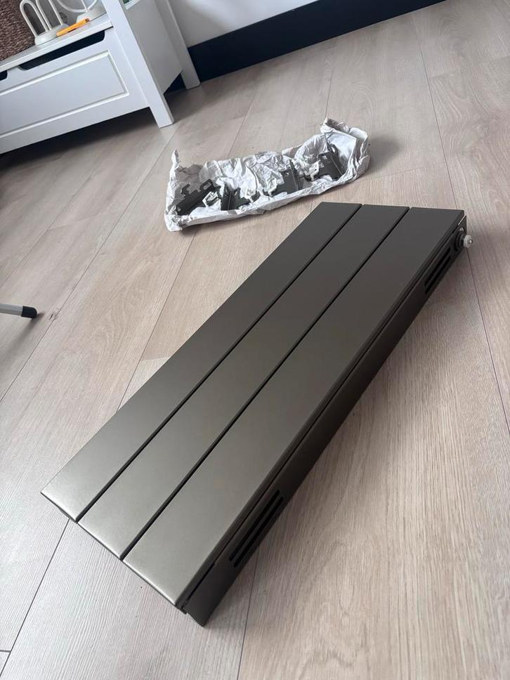 Arbonia Decotherm Plus TVN10 Designradiator, Doe-het-zelf en Verbouw, Verwarming en Radiatoren, Nieuw, Radiator, Minder dan 200 watt