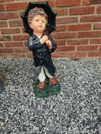 Tuinbeeld jongen met paraplu, Ophalen, Gebruikt