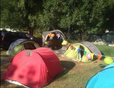 Decathlon Tenten: 2x Quecha Base + 4  Quecha Tentjes, Caravans en Kamperen, Tenten, meer dan 6, Gebruikt, Ophalen