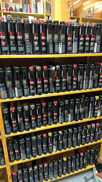 450x Goldwell Topchic Hair Color Bus 250ml Nieuw  beschikbaar voor biedingen