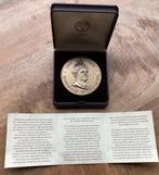 Grote bronzen penning Koningin Wilhelmina, Postzegels en Munten, Penningen en Medailles, Ophalen, Brons, Nederland