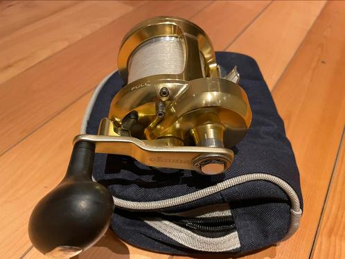 Okuma TG 20S Big Game Rechts handig, Watersport en Boten, Hengelsport | Zeevissen, Zo goed als nieuw, Molen, Ophalen of Verzenden