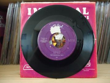 7" Single Kingston Trio - Sally / Raspberries, Strawberries beschikbaar voor biedingen