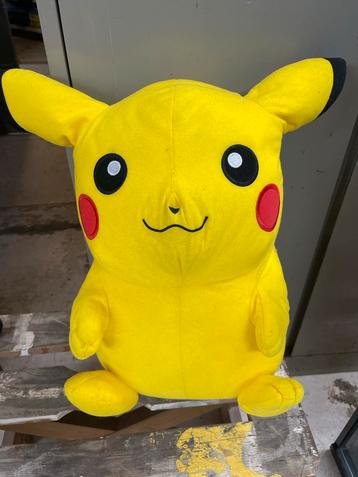Leuke Pikachu Knuffel beschikbaar voor biedingen