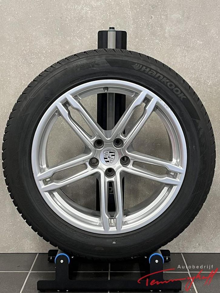 Porsche Macan 19 inch lichtmetalen velgen met winterbanden, Auto-onderdelen, Banden en Velgen, Banden en Velgen, Winterbanden