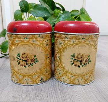2 Vintage Worcester Ware Blikken beschikbaar voor biedingen