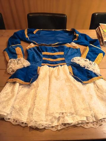 Prinsessenjurk Maa 42 valt klein uit  beschikbaar voor biedingen
