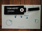 Off white Keychain, Verzamelen, Sleutelhangers, Ophalen of Verzenden, Zo goed als nieuw